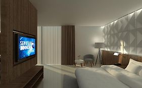 Golden Tulip Pontianak